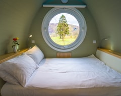 Khách sạn Riverbeds Lodges With Hot Tubs (Ballachulish, Vương quốc Anh)