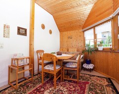 Tüm Ev/Apart Daire Apartment In The Kellerwald National Park, With Balcony And Easy Access To A Host Of Destinations. (Jesberg, Almanya)