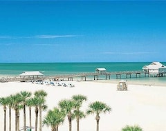 Khách sạn Updated Beach Condo Suite (Clearwater Beach, Hoa Kỳ)
