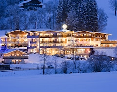 Hotel Berghof (Söll, Avusturya)