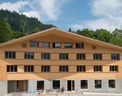 Otel Youth Hostel Saanen (Saanen, İsviçre)
