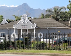 Hotel George Lodge International (George, South Africa)
