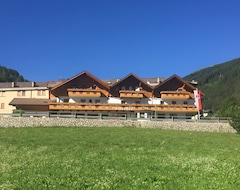 Khách sạn Alpenhof (Brenner, Ý)