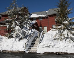 Khách sạn Treetop (Snowshoe, Hoa Kỳ)