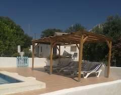 Koko talo/asunto 3 Bedroom Villa With Private Pool July 2017 Reduced,now £450 P/W (Montilla, Espanja)
