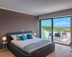Casa/apartamento entero Villa moderna con gran piscina privada en Santa Ponsa (Calvia, España)