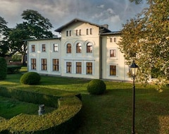 Otel Pałac Kłanino (Krokowa, Polonya)