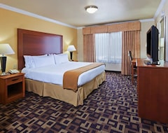 Hotelli Holiday Inn Express & Suites Austin-(nw) Hwy 620 & 183 (Austin, Amerikan Yhdysvallat)