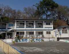 Blue Rock Resort & Dive Center (Olongapo, Philippines)