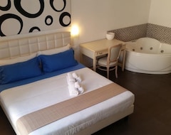 Pansion Up Room&Suite (Lecce, Italija)