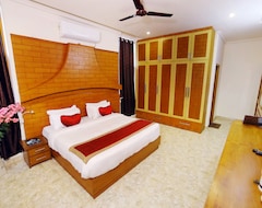 Khách sạn Noida House Inn (Noida, Ấn Độ)