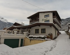 Khách sạn Senner Appartements (Umhausen-Niederthai, Áo)