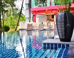 Hotel The Par Phuket Sha Plus (Kamala, Tajland)