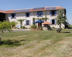 Toàn bộ căn nhà/căn hộ Lovely Big Guesthouse In Farm (Libaros, Pháp)