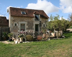Toàn bộ căn nhà/căn hộ Walnut Lodge, Charming Holiday Gite In Central Rural France (Pleumartin, Pháp)
