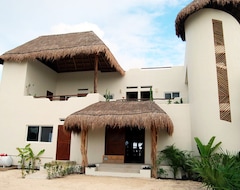 Hotel Almaplena Eco Resort & Beach Club (Majahual, Mexico)
