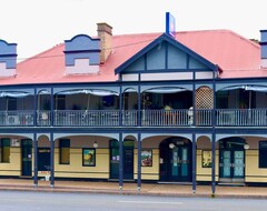 Commercial Hotel Wallerawang (Lithgow, Australia)