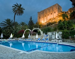Hotelli Hotel Bellapais Gardens (Bellapais, Kypros)