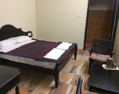 Khách sạn Hotel Hilltown (Madikeri, Ấn Độ)
