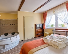 Hotelli Sommer Residence (Kluczbork, Puola)