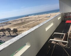 Toàn bộ căn nhà/căn hộ Casino & Beach Apartment (Figueira da Foz, Bồ Đào Nha)