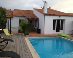 Hotel Rental Villa With Pool (Châtelaillon-Plage, France)