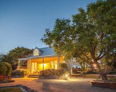 Hotel Vineyard Cottages & Café (Stanthorpe, Australia)