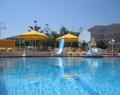 Otel Amazones Villas Apartments (Stalis, Yunanistan)