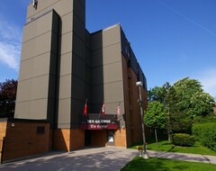 Khách sạn Studio 6 (Toronto, Canada)