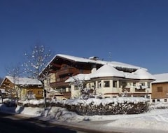 Otel Holzmannhof (Flachau, Avusturya)