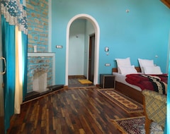 Khách sạn Ganga Cottage (Almora, Ấn Độ)