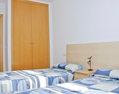 RV Hotels Apartamento Duplex Bon Sol (Estartit, İspanya)