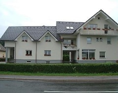 Oda ve Kahvaltı Dezman Apartments & Rooms (Kranj, Slovenya)