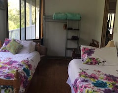 Khách sạn Pearl Of Contentment Retreat (Canungra, Úc)