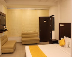 Khách sạn JK Rooms 102 Loharkar Family Hotel (Nagpur, Ấn Độ)
