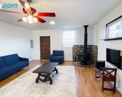 Cijela kuća/apartman Comfy Guesthouse In Yelm (Yelm, Sjedinjene Američke Države)