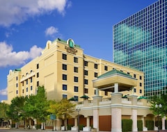 فندق إمباسي سويتس أورلاندو - داونتاون (أورلاندو, الولايات المتحدة الأمريكية)
