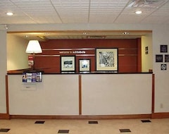 Khách sạn Hampton Inn Ashtabula (Austinburg, Hoa Kỳ)