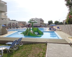 Khách sạn Delfinia Resort (Kolimbia, Hy Lạp)
