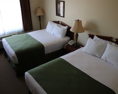 The Edgewood Hotel And Suites (Fairbury, USA)