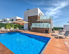 Tüm Ev/Apart Daire Villa Acaimo - Modern Luxury 4 Bed Room Villa With Private Pool (Polop, İspanya)