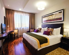 Khách sạn Movenpick Htl Apartments The Square (Dubai, Các tiểu vương quốc Ả Rập Thống Nhất)