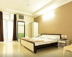 Hotel Roomers House (Greater Noida, Indija)