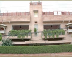 Khách sạn Hotel Karni Niwas (Jaipur, Ấn Độ)