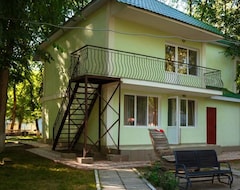 Nhà trọ Pensiunea della Nonna (Vadul-lui-Voda, Moldova)