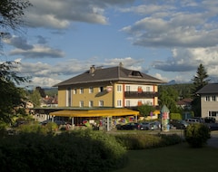 Hotel Kirchenwirt (Velden, Austria)