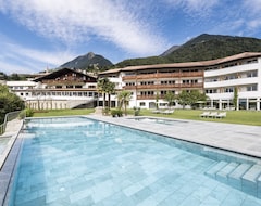 Khách sạn Hotel Hofbrunn (Riffian, Ý)
