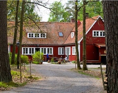 Otel Vallasens Vardshus Stf Hostel (Våxtorp, İsveç)