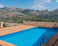 Hele huset/lejligheden Apartment With Pool In Charming Village And With Beautiful Views To The Mountain (Benimantell, Spanien)
