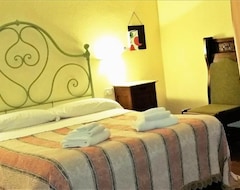 Hotel B&b 8380 - Pian Del Molino (Manciano, Italy)